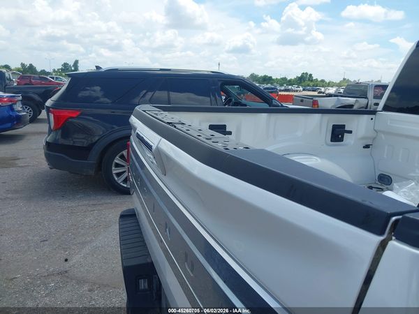 2017 FORD F-150 PLATINUM