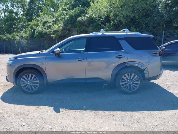 2024 NISSAN PATHFINDER SL 4WD
