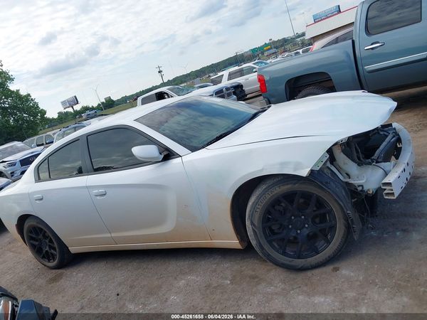2016 DODGE CHARGER SXT