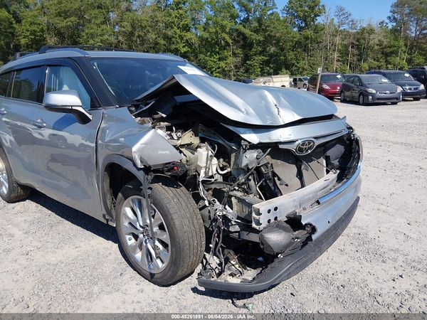 2021 TOYOTA HIGHLANDER LIMITED