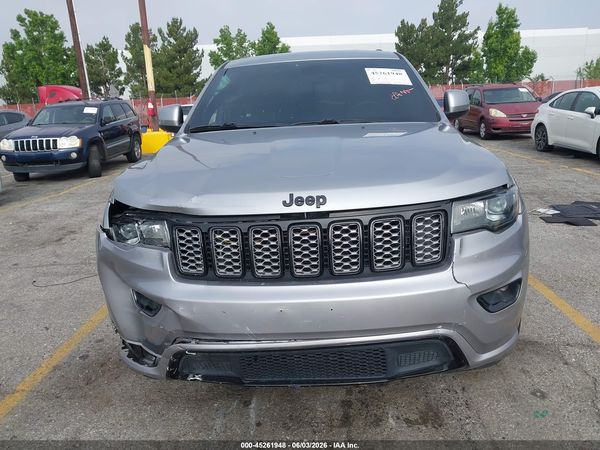 2017 JEEP GRAND CHEROKEE ALTITUDE 4X2