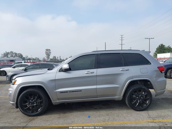 2017 JEEP GRAND CHEROKEE ALTITUDE 4X2