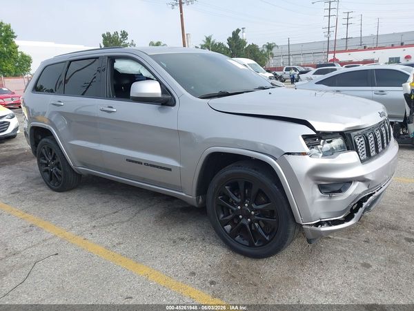 2017 JEEP GRAND CHEROKEE ALTITUDE 4X2