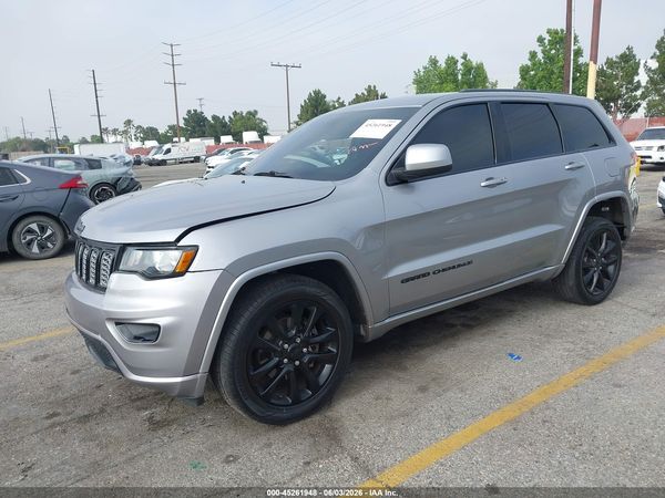 2017 JEEP GRAND CHEROKEE ALTITUDE 4X2