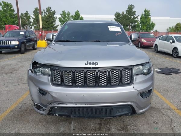 2017 JEEP GRAND CHEROKEE ALTITUDE 4X2