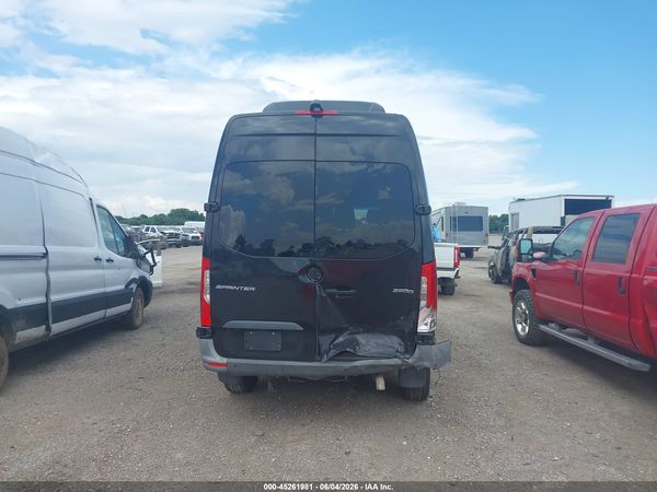 2022 MERCEDES-BENZ SPRINTER 2500 STANDARD ROOF I4 DIESEL