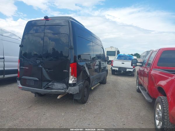 2022 MERCEDES-BENZ SPRINTER 2500 STANDARD ROOF I4 DIESEL