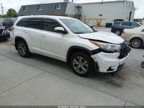 2016 TOYOTA HIGHLANDER LE PLUS V6