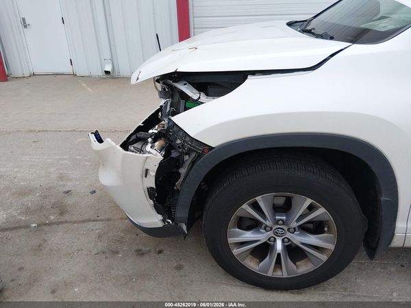 2016 TOYOTA HIGHLANDER LE PLUS V6