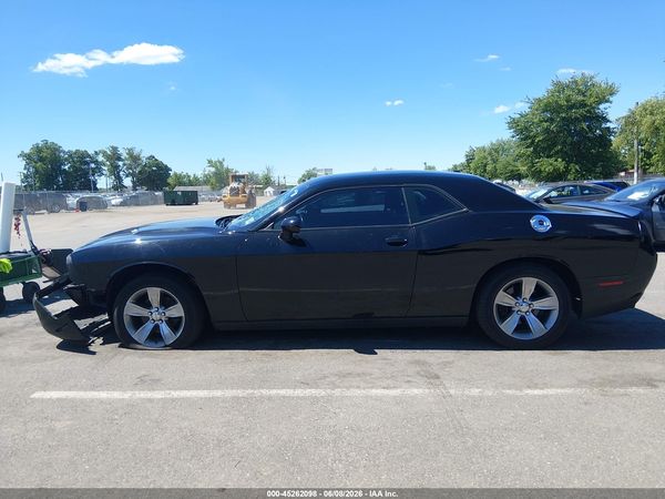 2021 DODGE CHALLENGER SXT