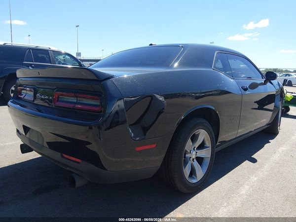 2021 DODGE CHALLENGER SXT