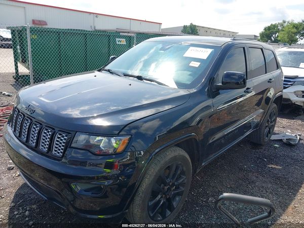 2017 JEEP GRAND CHEROKEE ALTITUDE 4X4