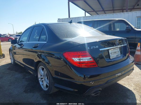 2014 MERCEDES-BENZ C 250 SPORT