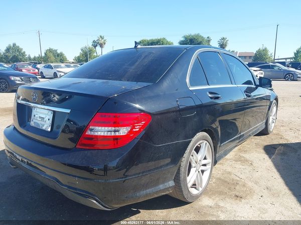 2014 MERCEDES-BENZ C 250 SPORT