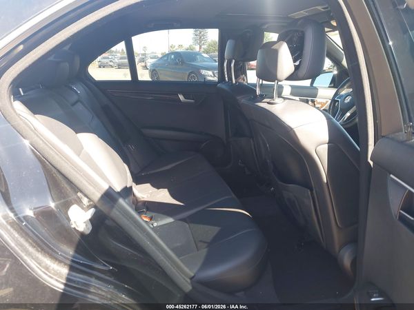 2014 MERCEDES-BENZ C 250 SPORT