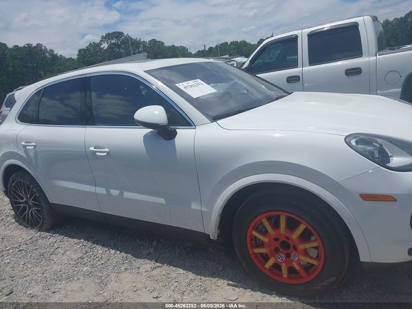 2022 PORSCHE CAYENNE PLATINUM EDITION