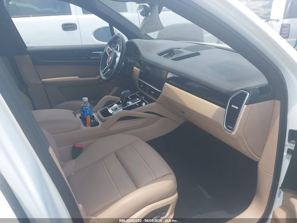 2022 PORSCHE CAYENNE PLATINUM EDITION