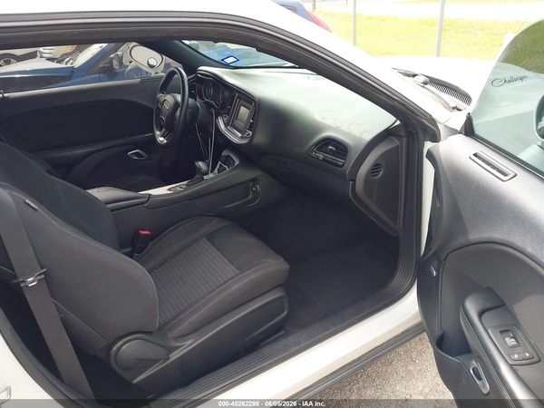 2015 DODGE CHALLENGER SXT