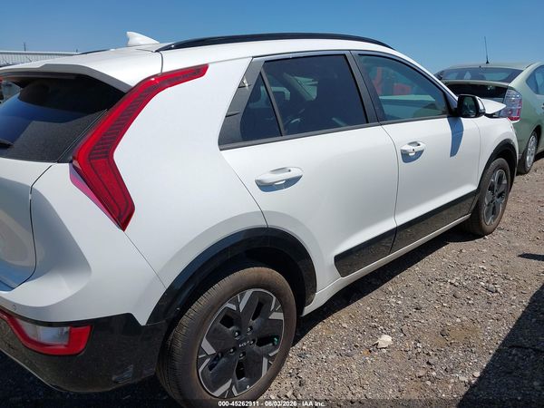 2025 KIA NIRO EV WIND