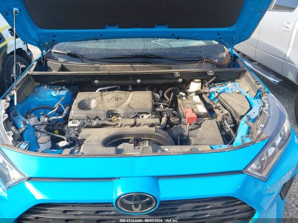 2021 TOYOTA RAV4 LE