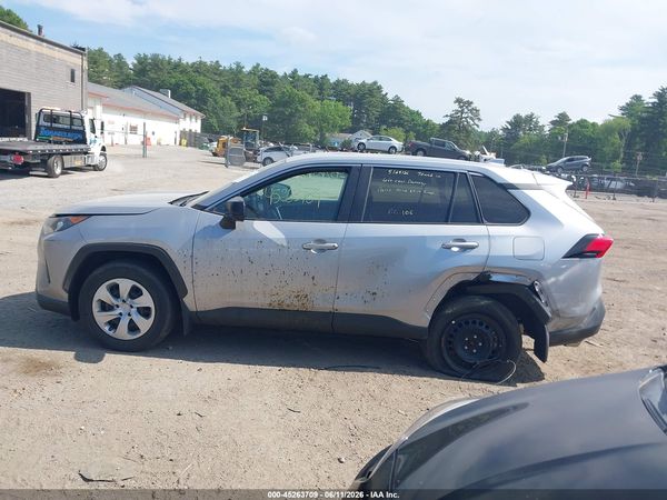 2022 TOYOTA RAV4 LE