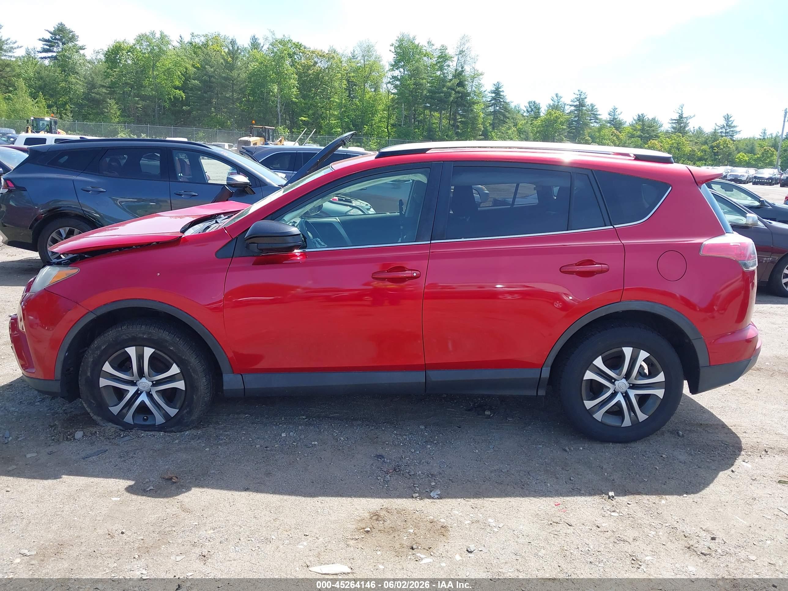 2016 TOYOTA RAV4 LE