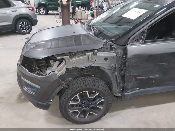 2019 JEEP COMPASS TRAILHAWK 4X4