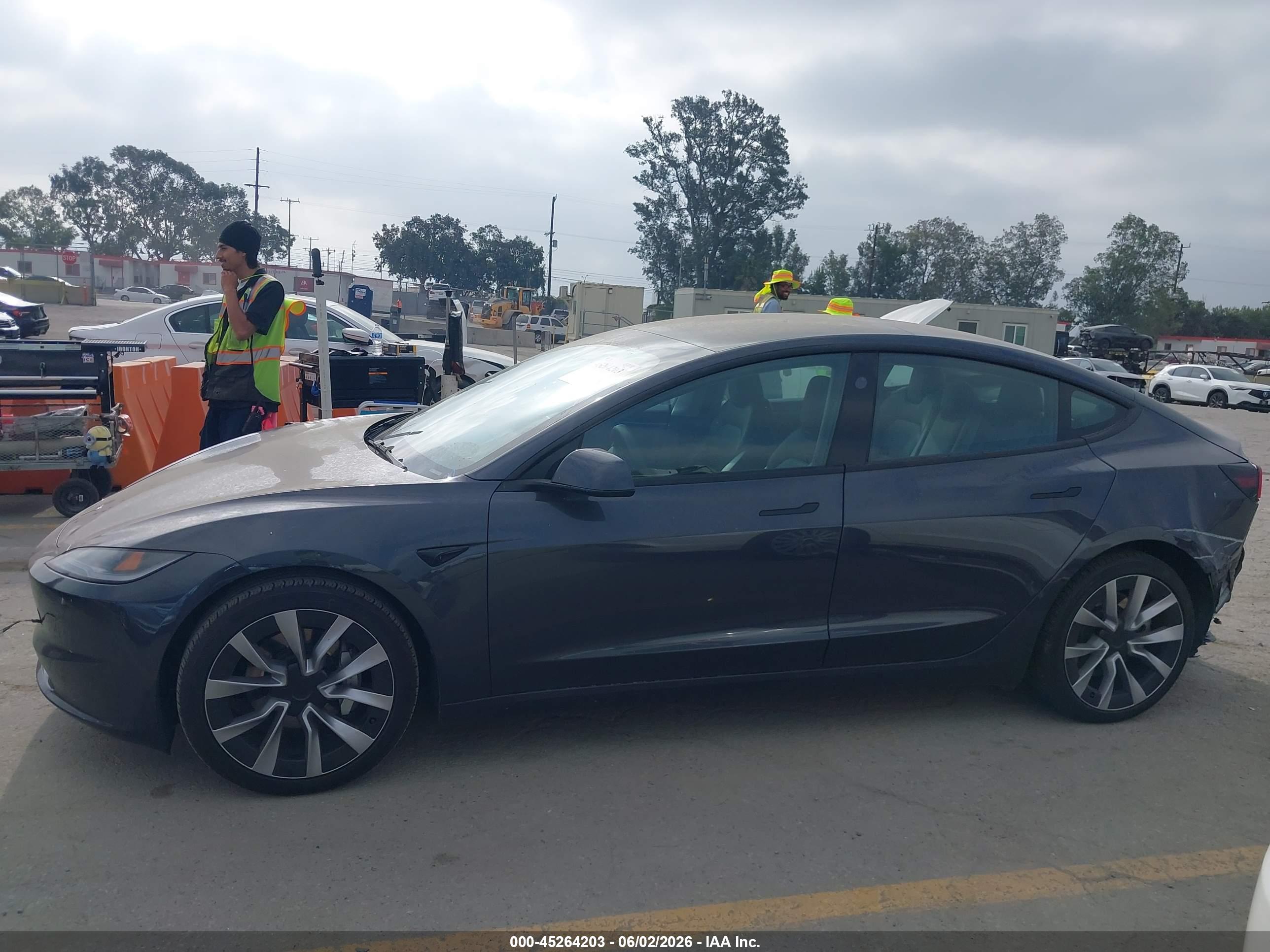 2024 TESLA MODEL 3