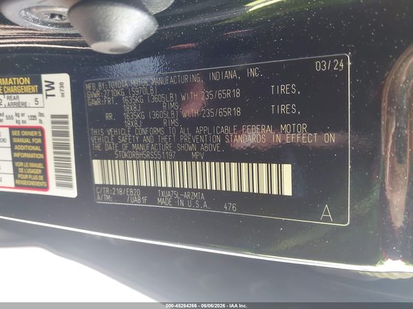 2024 TOYOTA HIGHLANDER XLE