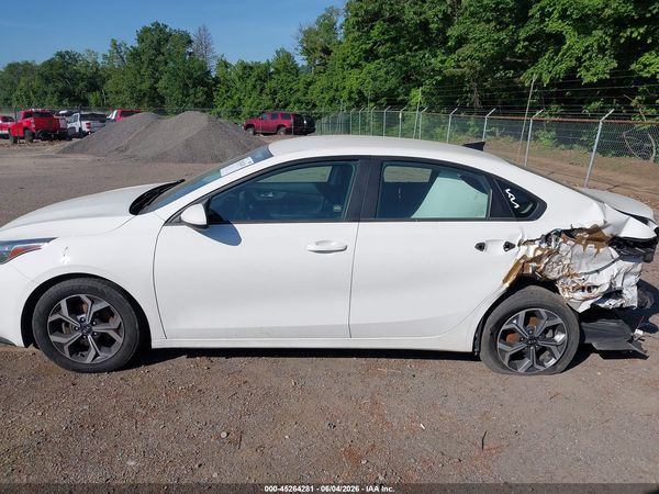 2019 KIA FORTE LXS