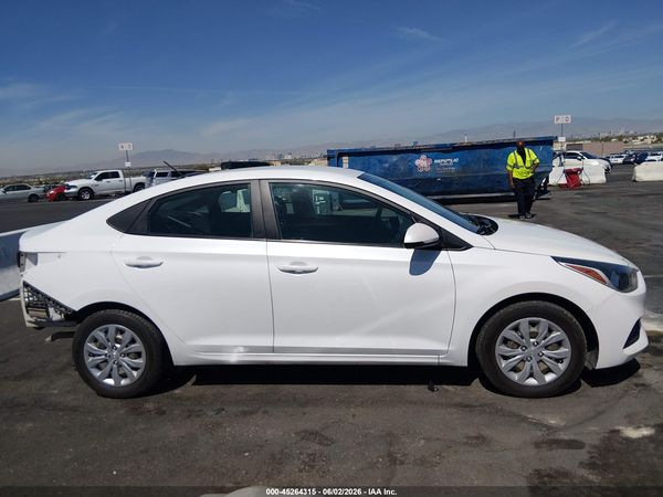 2022 HYUNDAI ACCENT SE