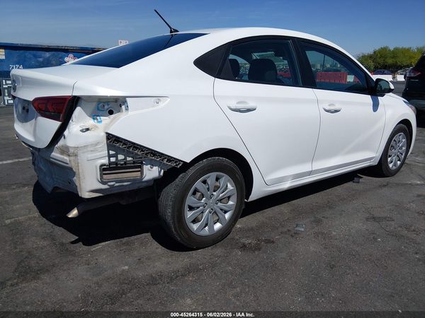 2022 HYUNDAI ACCENT SE