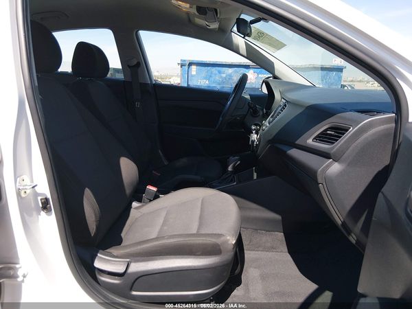 2022 HYUNDAI ACCENT SE