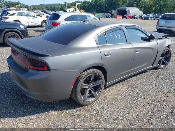 2016 DODGE CHARGER R/T