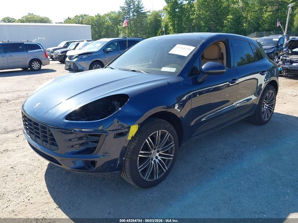 2015 PORSCHE MACAN S