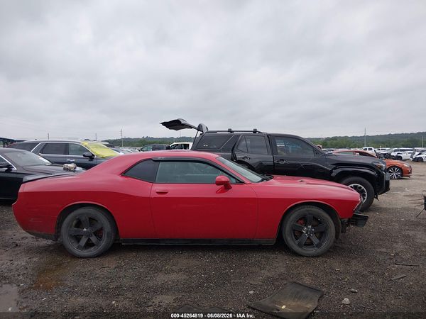 2013 DODGE CHALLENGER SXT