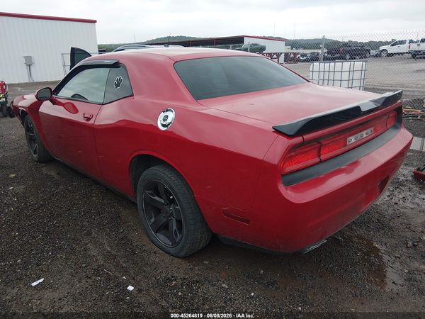 2013 DODGE CHALLENGER SXT