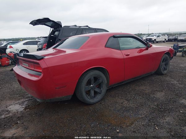 2013 DODGE CHALLENGER SXT
