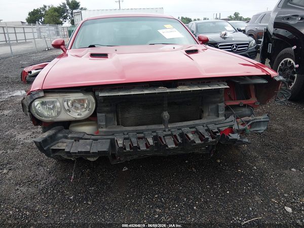 2013 DODGE CHALLENGER SXT