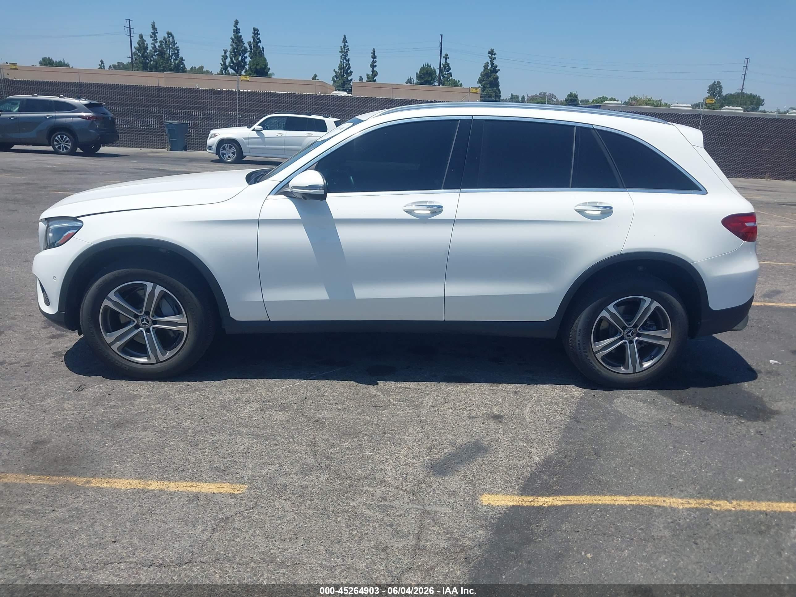2019 MERCEDES-BENZ GLC 300 GLC300