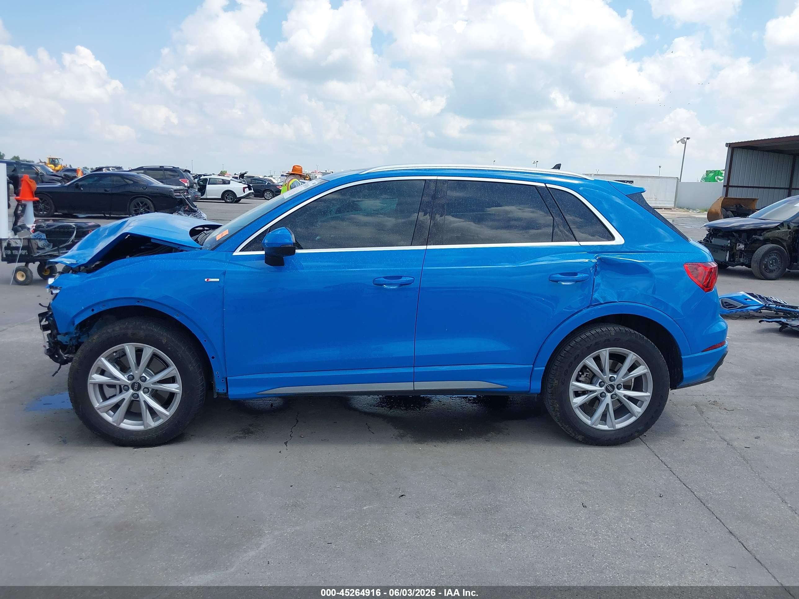 2022 AUDI Q3