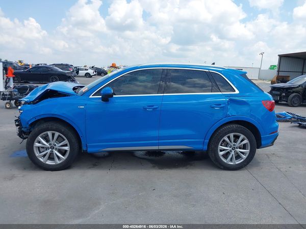 2022 AUDI Q3