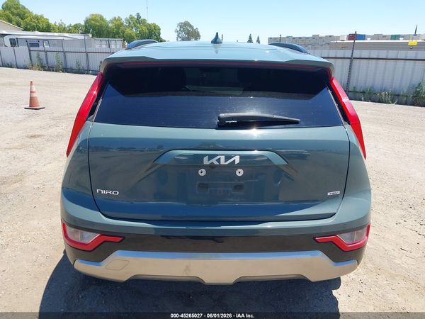 2023 KIA NIRO SX