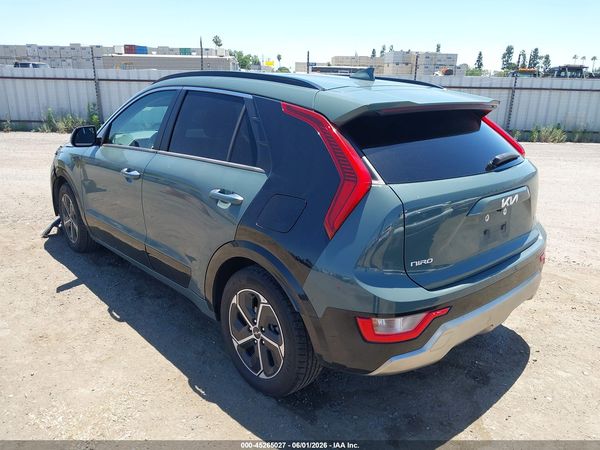 2023 KIA NIRO SX