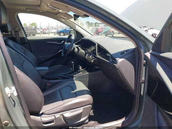 2023 KIA NIRO SX