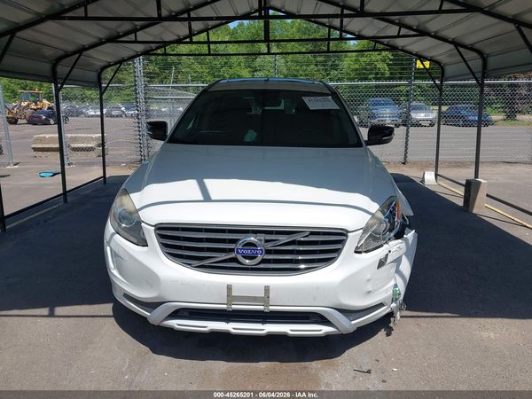 2017 VOLVO XC60 T5 DYNAMIC