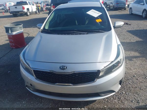 2017 KIA FORTE LX
