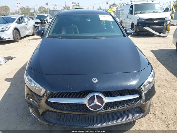 2019 MERCEDES-BENZ A 220 A220