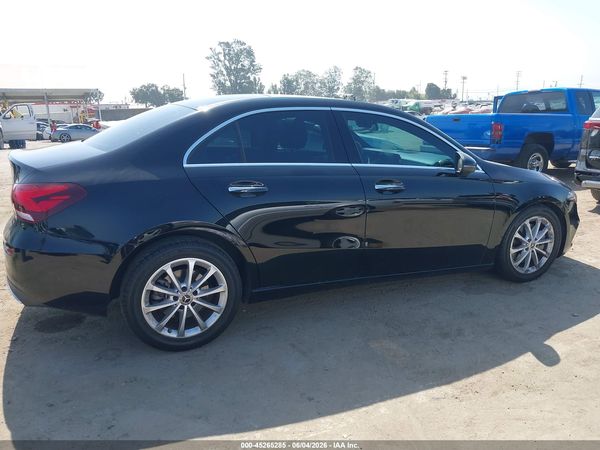 2019 MERCEDES-BENZ A 220 A220