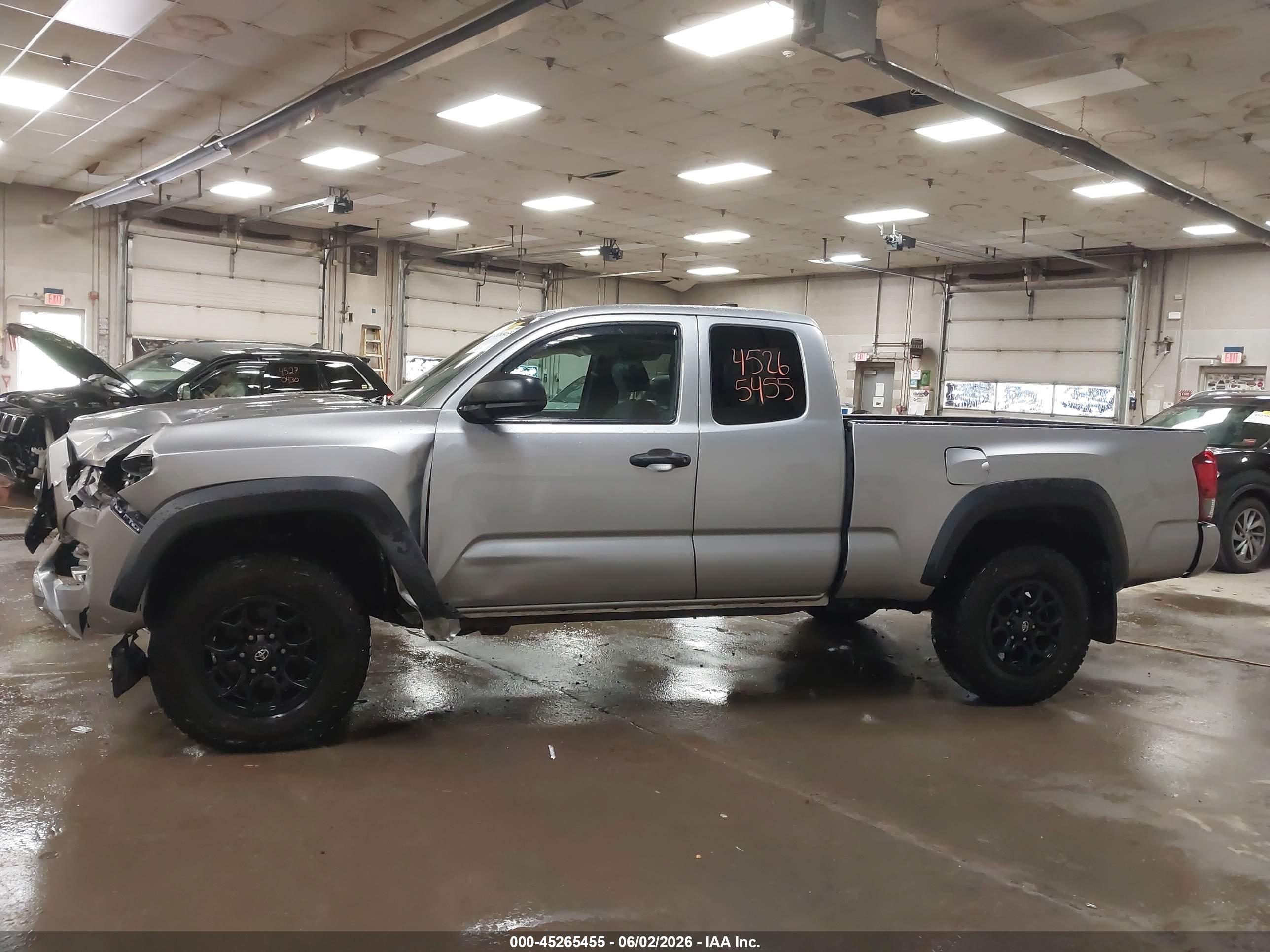 2019 TOYOTA TACOMA SR